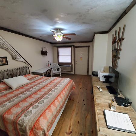 Jamesport Inn Экстерьер фото
