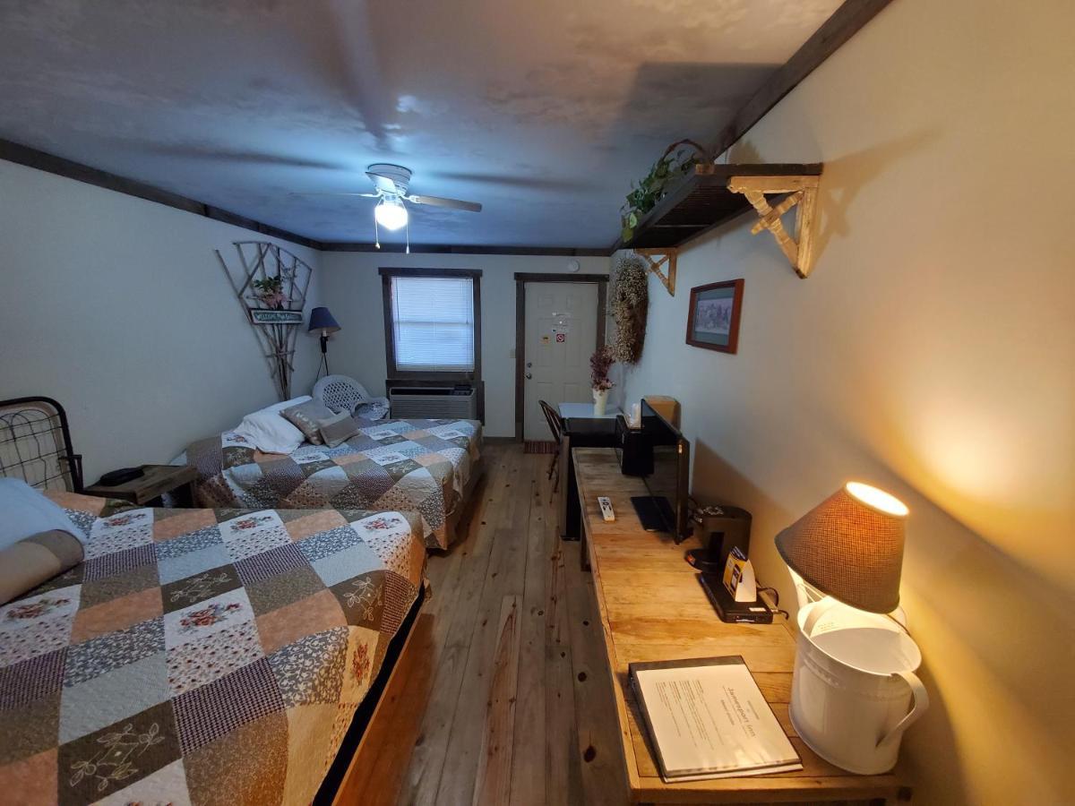 Jamesport Inn Экстерьер фото