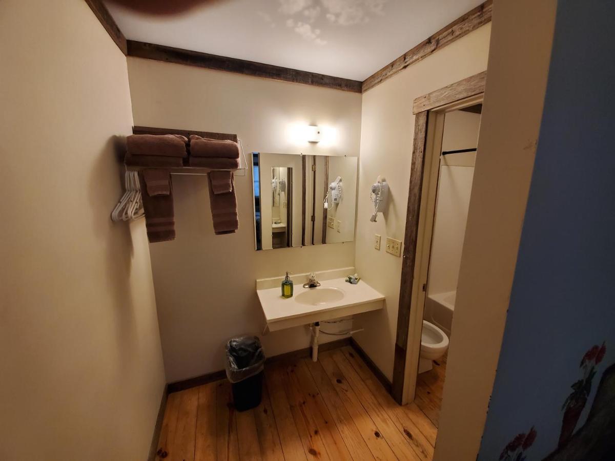 Jamesport Inn Экстерьер фото