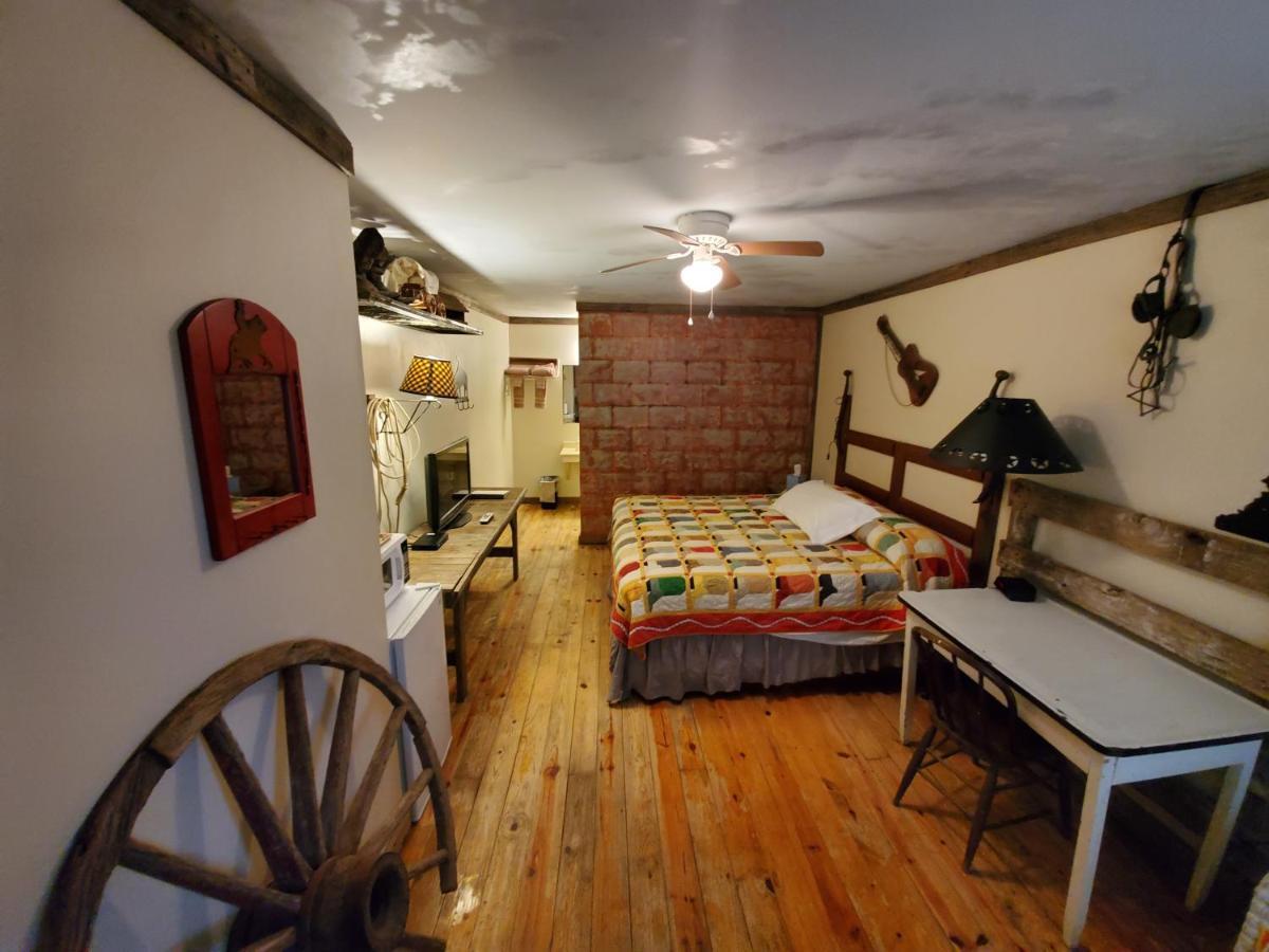 Jamesport Inn Экстерьер фото